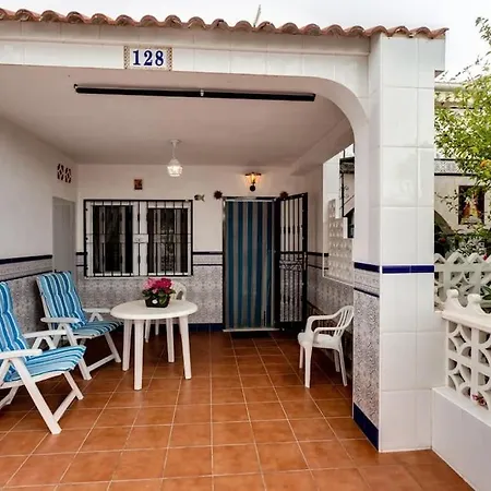 Location Vacances Torrevieja 펜션 또레비에하